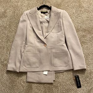 Woman’s suit